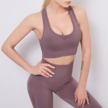 Load image into Gallery viewer, Seamless Breathable quick-drying sports running yoga suit active wear with Hook &amp; eye
